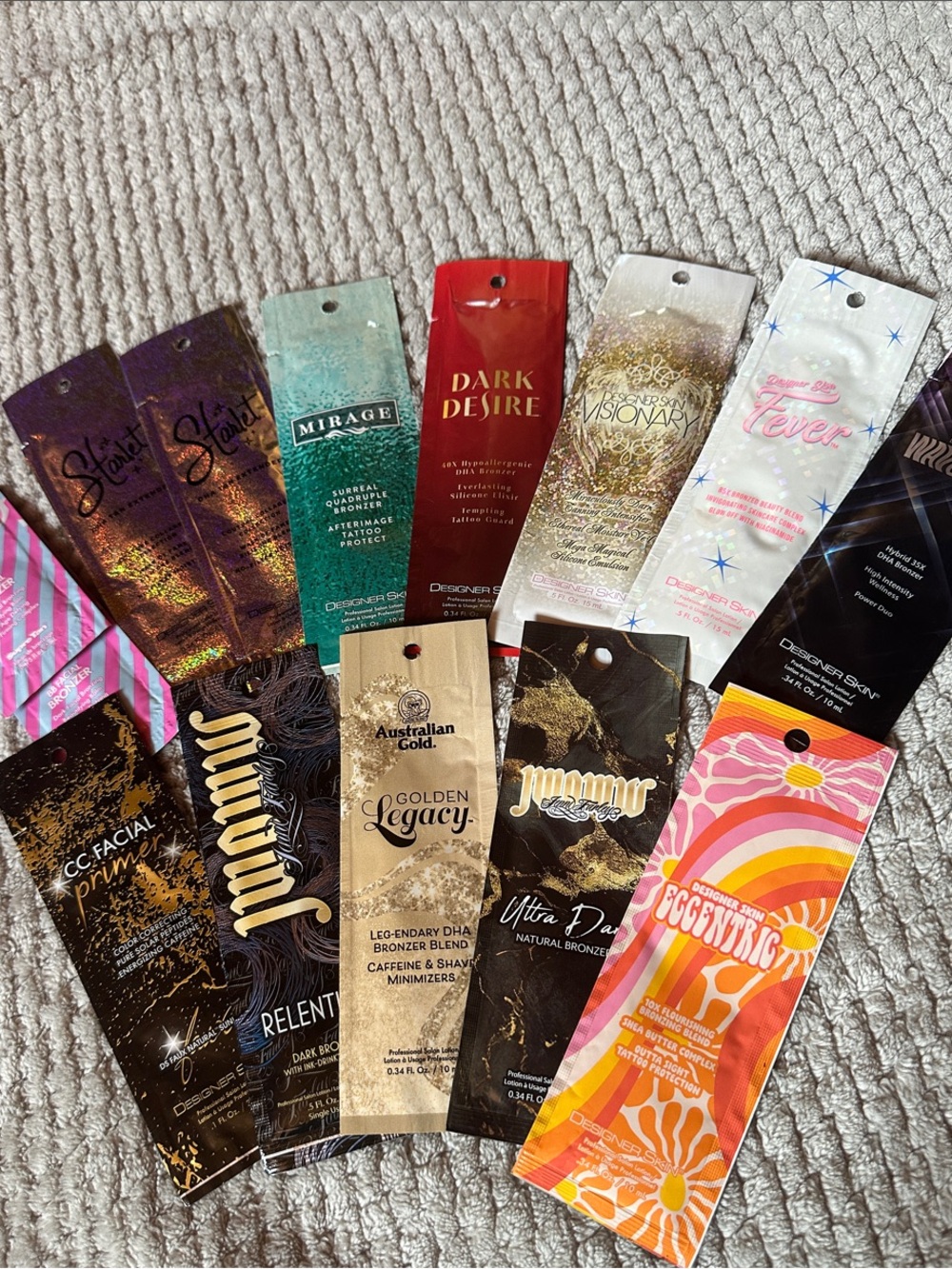 NEW Assorted Tanning lotion and Bronzer Packets 15 Lot